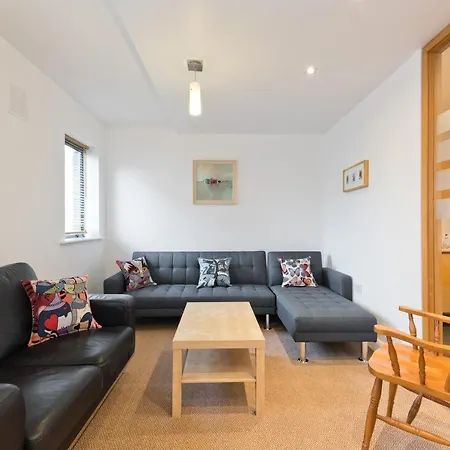 Apartment Superb Location, 1 Bed In City Center *